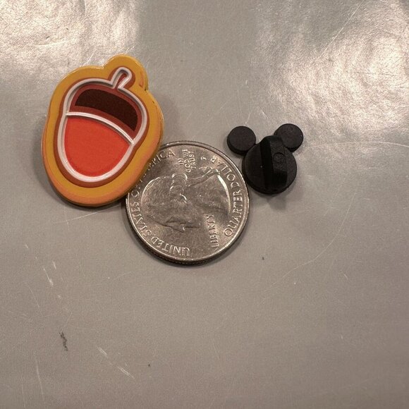 Disney Acorn Cookie Trading Pin Duffy Teddy Bear Friends Autumn HKDL Fall Badge - Picture 2 of 7